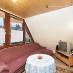 Gemuetliche Mit Kamin In Dresden-freital Apartment