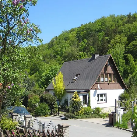 Gemuetliche Mit Kamin In Dresden-freital