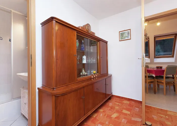 Gemuetliche Mit Kamin In Dresden-freital *