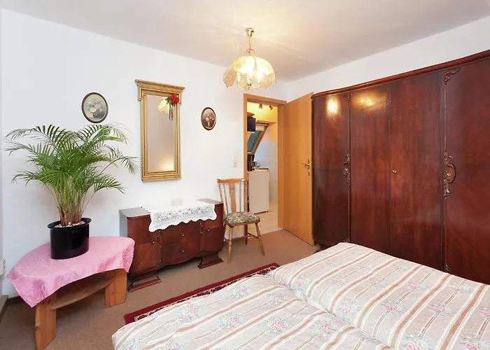 Gemuetliche Mit Kamin In Dresden-freital